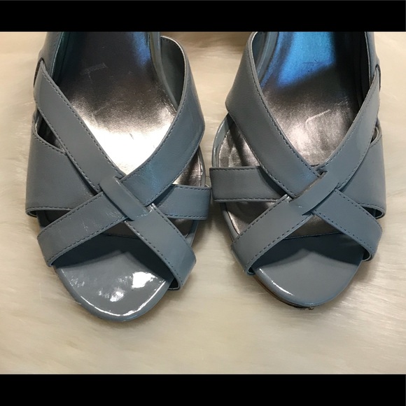 Connie Slingback Peep-toe Heels - Picture 6 of 6